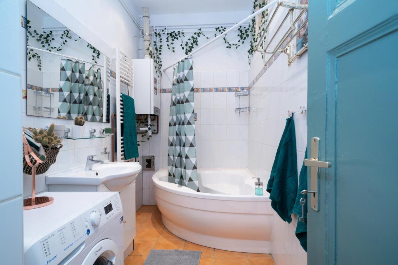 Cozy Boho Apartment, Super Central, Parliament, Netflix Будапеща Екстериор снимка